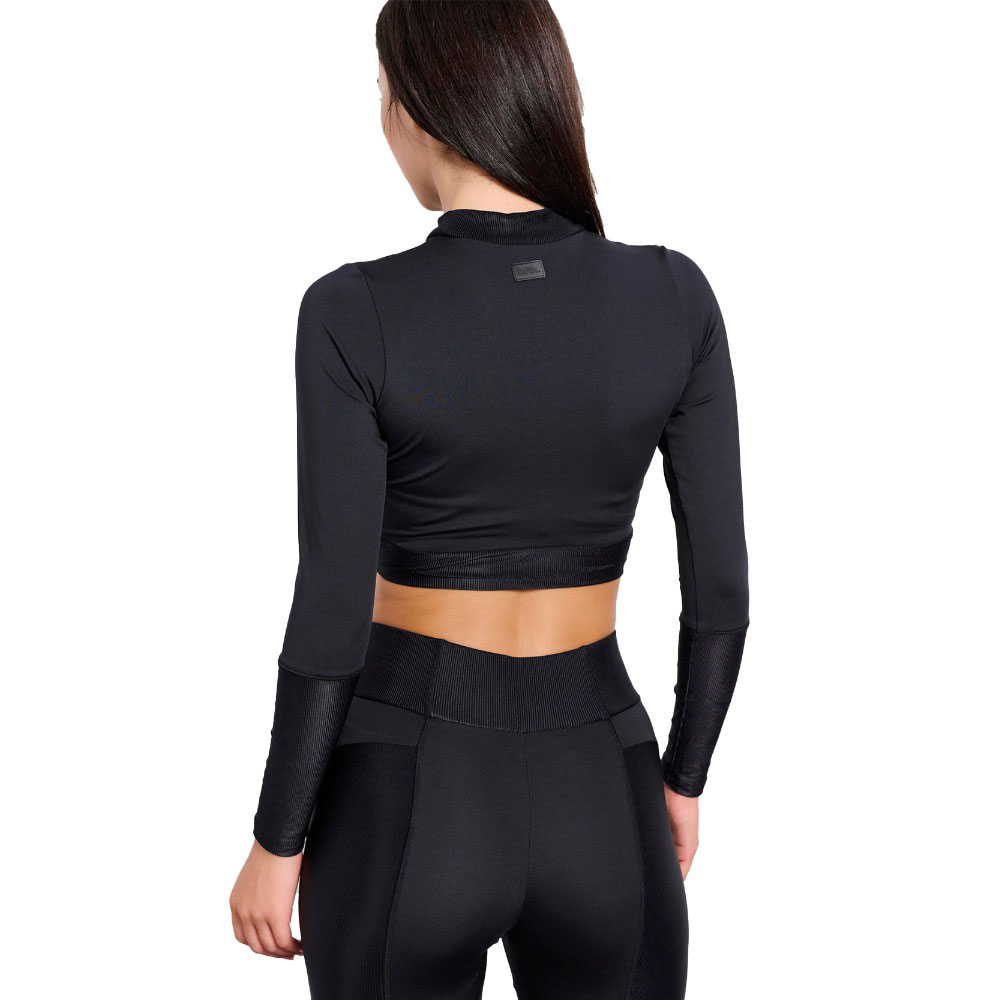 CROP TOP WITH CUPS