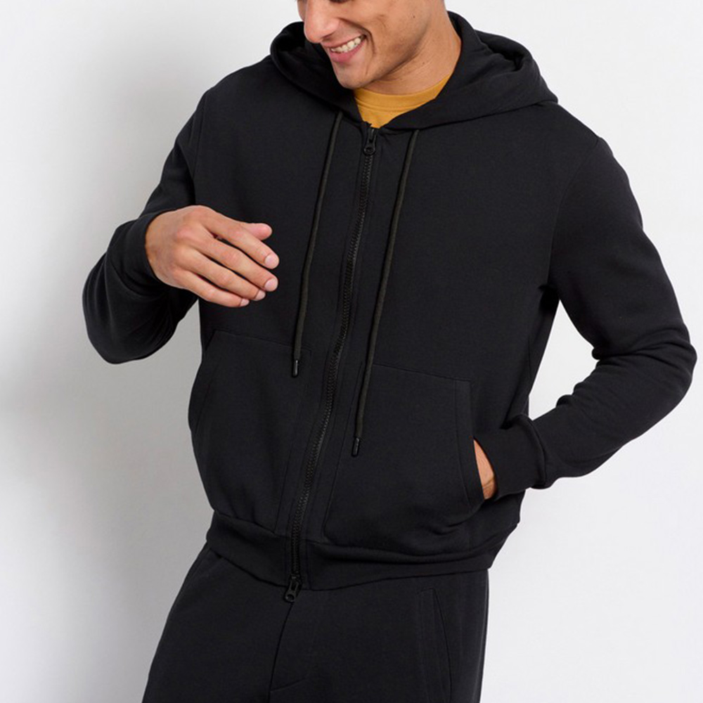 MEN ZIP SWEATER