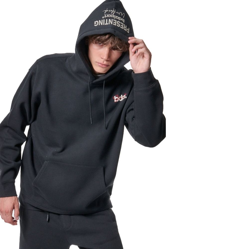 PULLOVER HOODIE