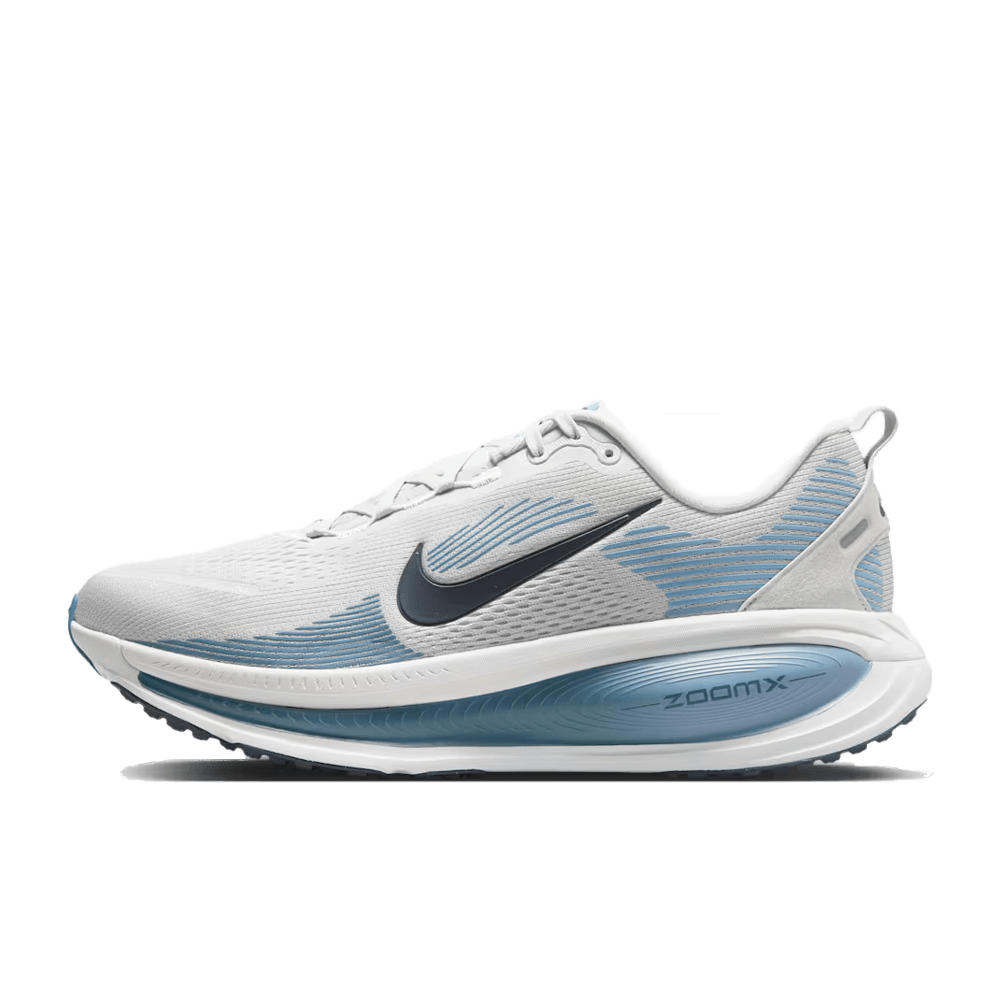 NIKE VOMERO 18